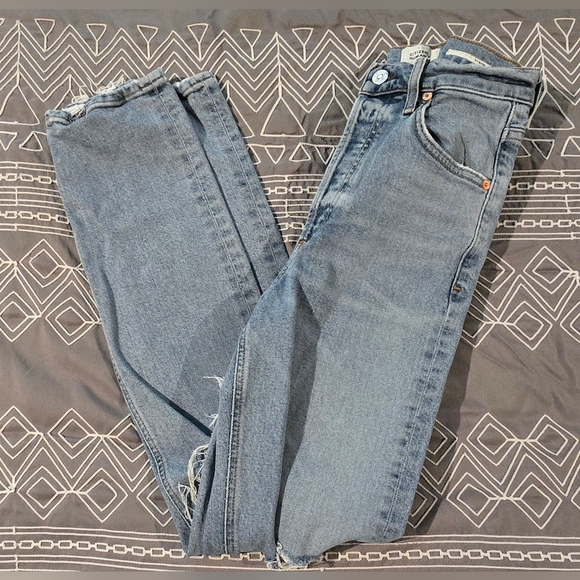 Citizens Of Humanity Sabine High Waisted Straight Distressed Button Fly Jean 24 - Picture 1 of 9